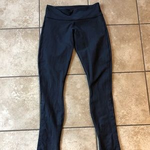Lululemon leggings with ankle snaps size 6